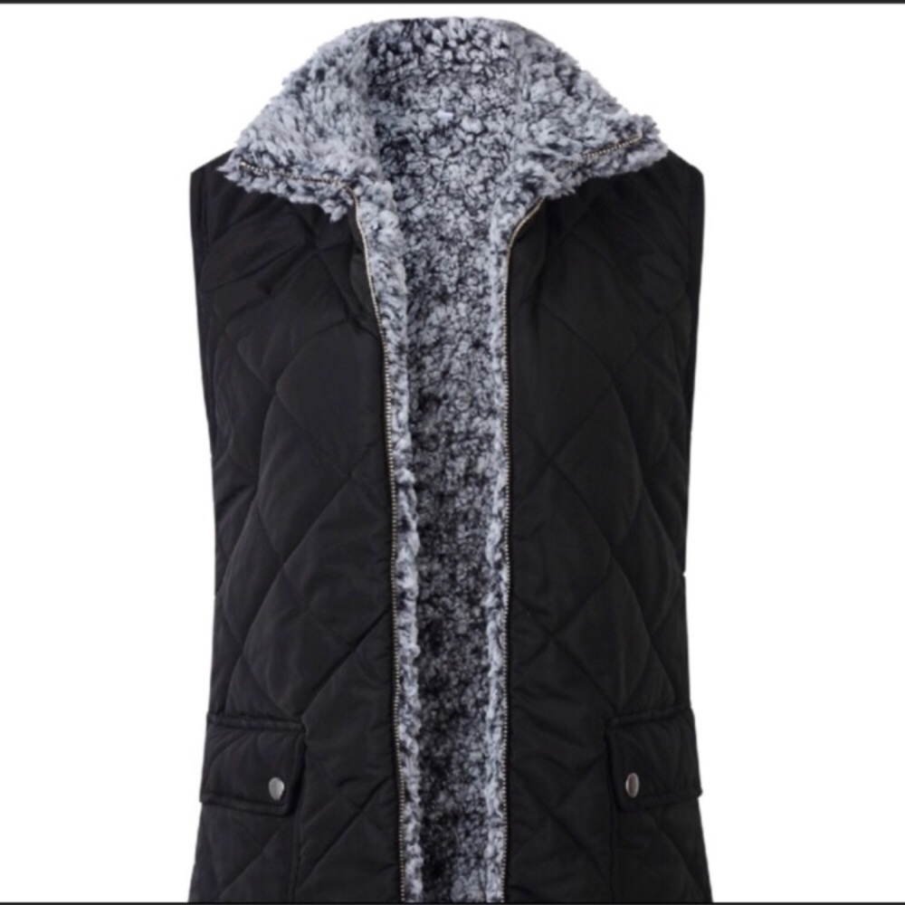 *3 for $30* Black Reversible Vest Quilted Pockets